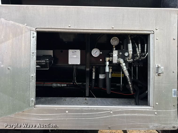 image for item DH9992 2014 Aulick 4270542 live bottom trailer