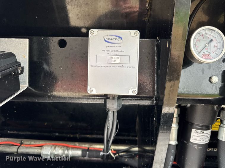 image for item DH9992 2014 Aulick 4270542 live bottom trailer