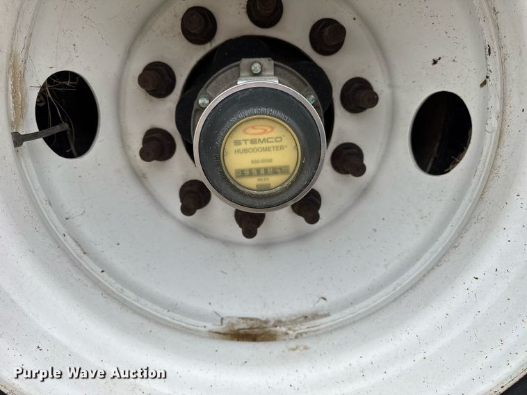 image for item DH9992 2014 Aulick 4270542 live bottom trailer