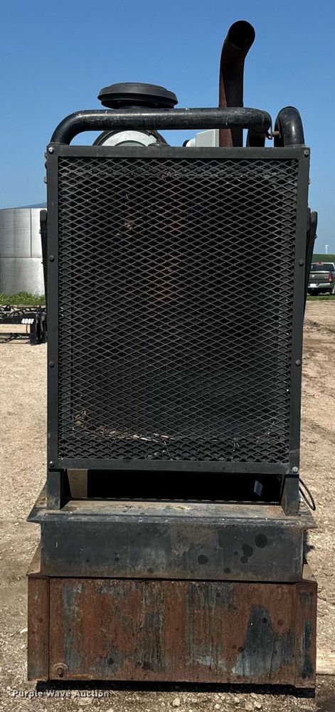 image for item DJ9677 1995 John Deere Leroy Somer generator