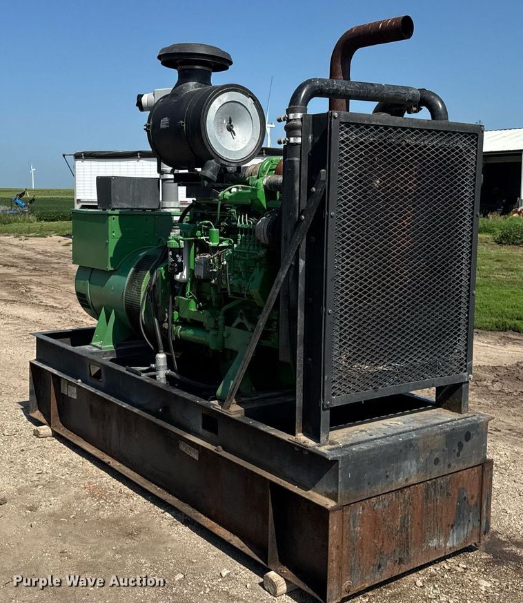 image for item DJ9677 1995 John Deere Leroy Somer generator