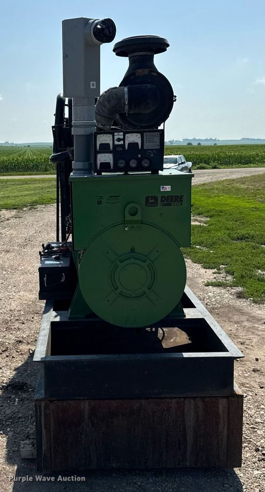 image for item DJ9677 1995 John Deere Leroy Somer generator