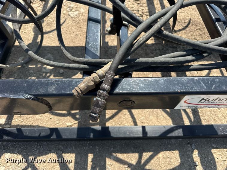 image for item DJ9678 Kuhns 408F bale accumulator grapple