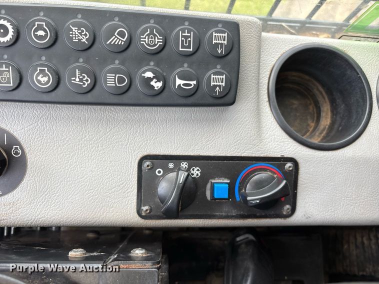 image for item DM1953 2015 Caterpillar-Prentice  2864C mulcher