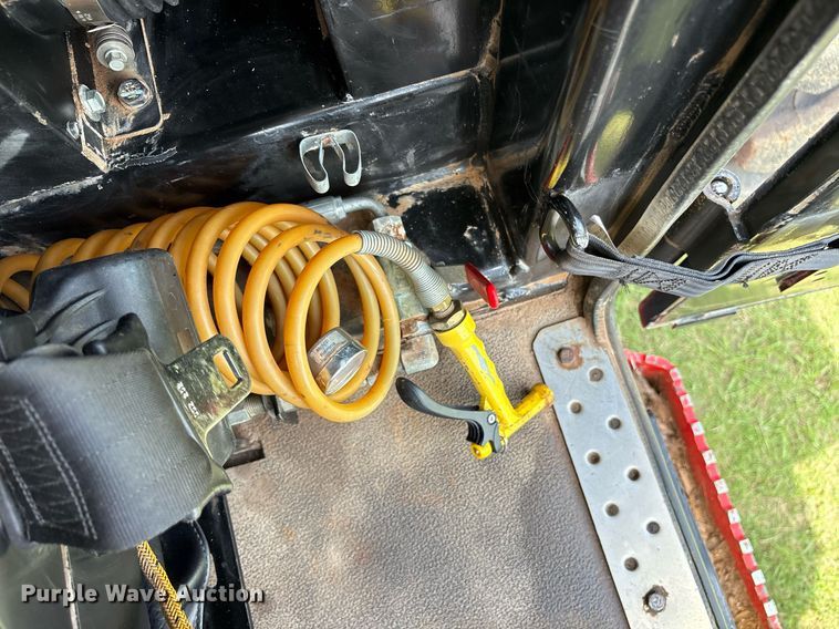 image for item DM1953 2015 Caterpillar-Prentice  2864C mulcher