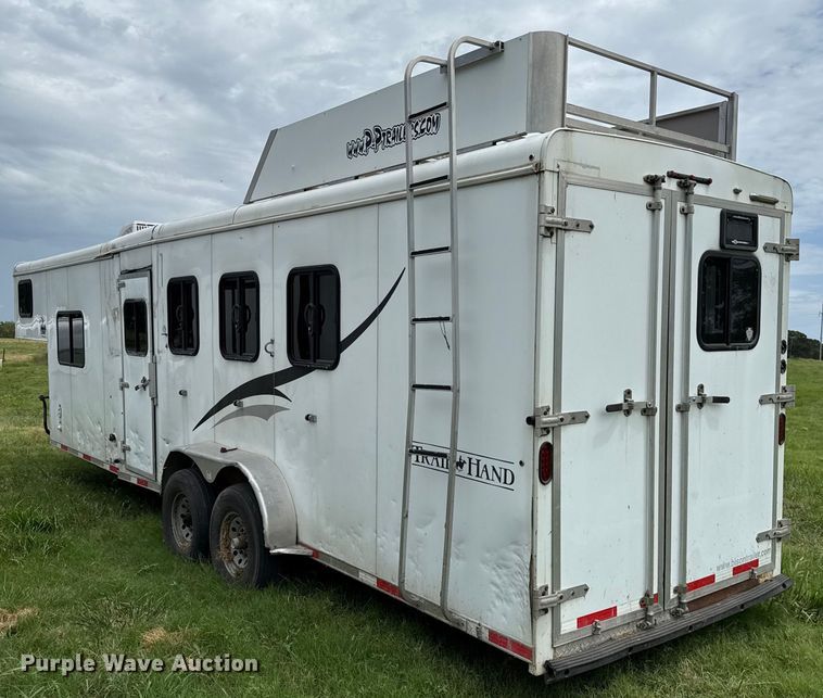 image for item DO7193 2015 Bison Coach Trail Hand livestock trailer