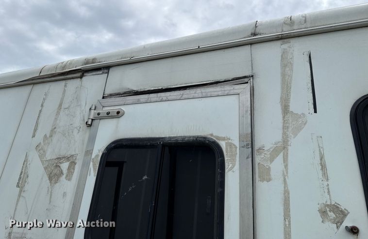 image for item DO7193 2015 Bison Coach Trail Hand livestock trailer