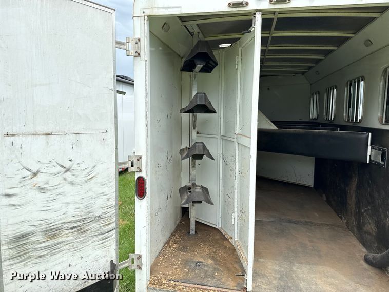 image for item DO7193 2015 Bison Coach Trail Hand livestock trailer