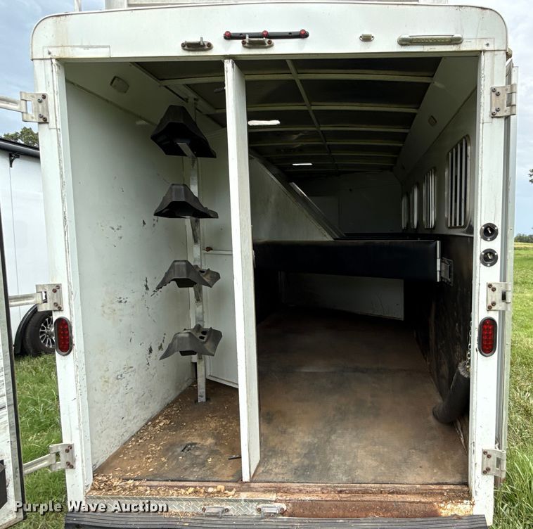 image for item DO7193 2015 Bison Coach Trail Hand livestock trailer