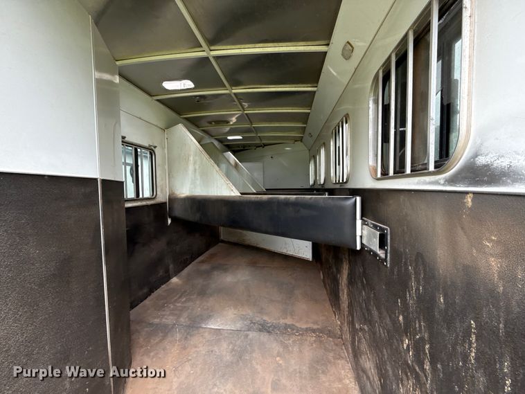 image for item DO7193 2015 Bison Coach Trail Hand livestock trailer