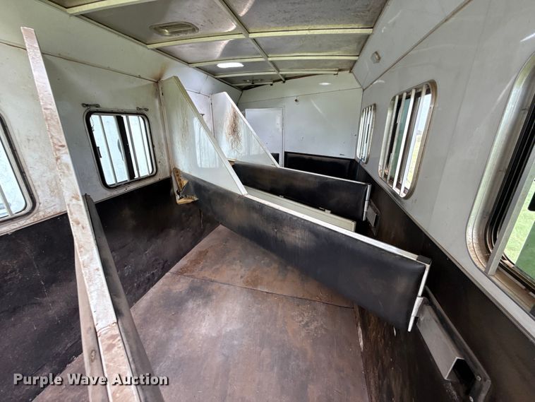 image for item DO7193 2015 Bison Coach Trail Hand livestock trailer