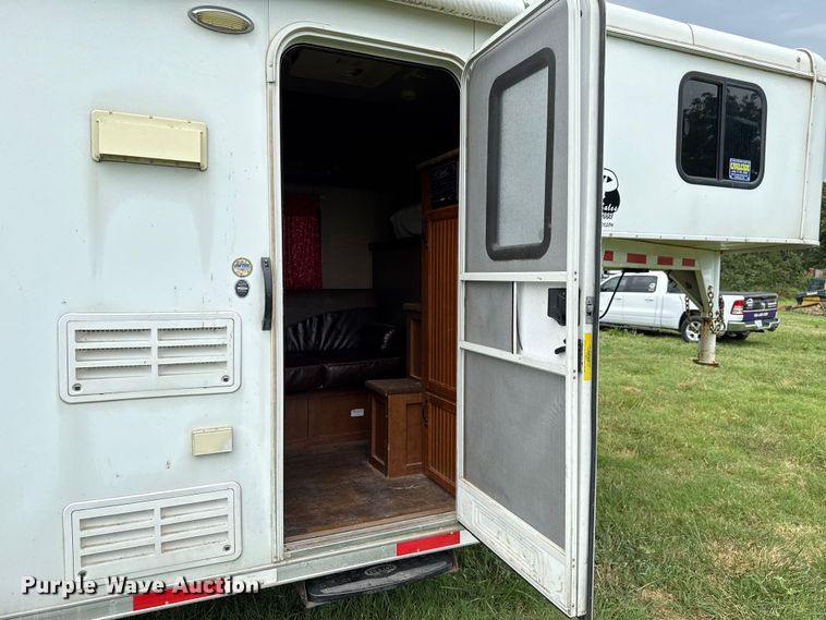 image for item DO7193 2015 Bison Coach Trail Hand livestock trailer