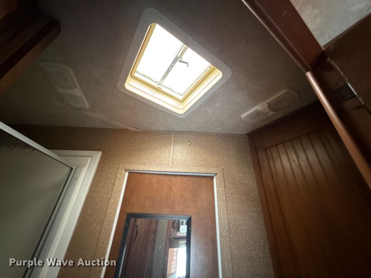 image for item DO7193 2015 Bison Coach Trail Hand livestock trailer