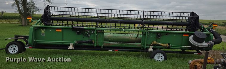 image for item DR3884 2001 John Deere 925F  flex head