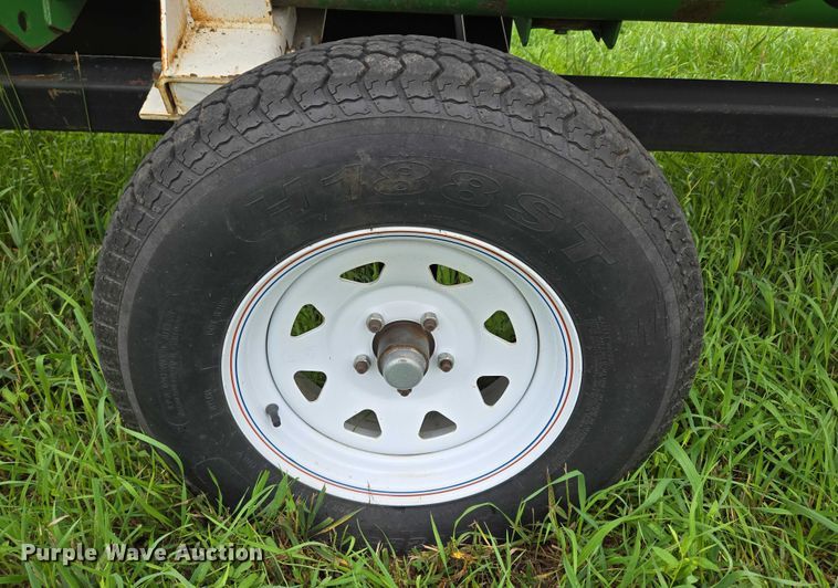 image for item DR3884 2001 John Deere 925F  flex head