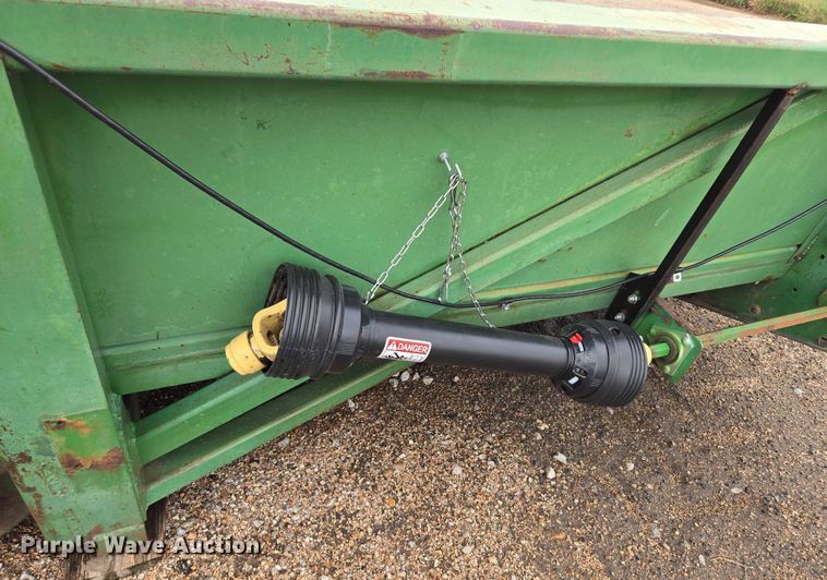 image for item DR3886 (2) John Deere corn heads