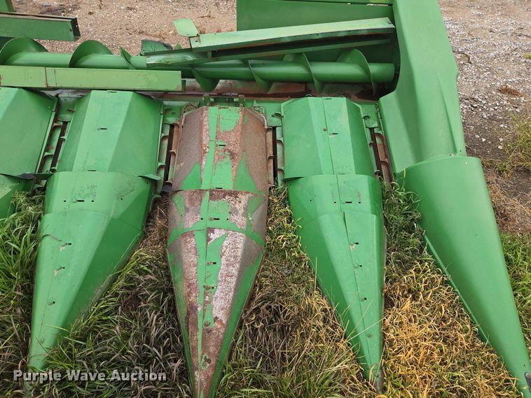 image for item DR3886 (2) John Deere corn heads