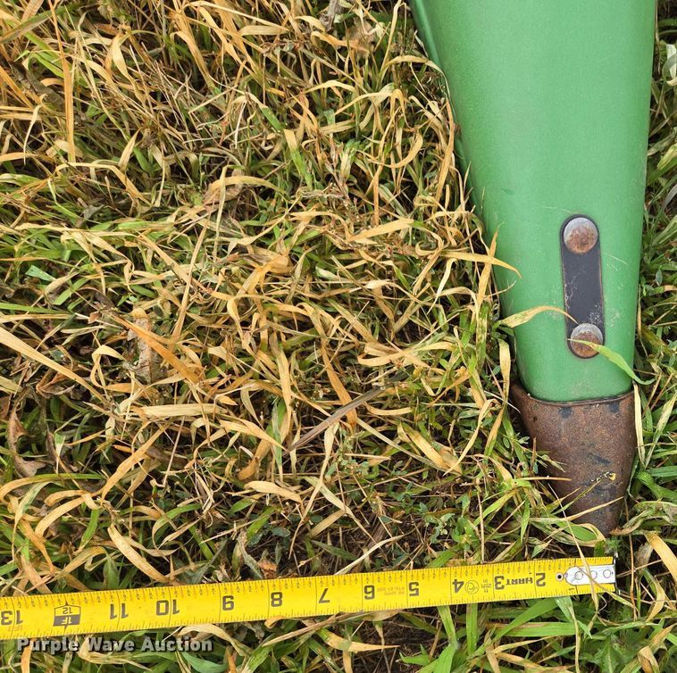 image for item DR3886 (2) John Deere corn heads