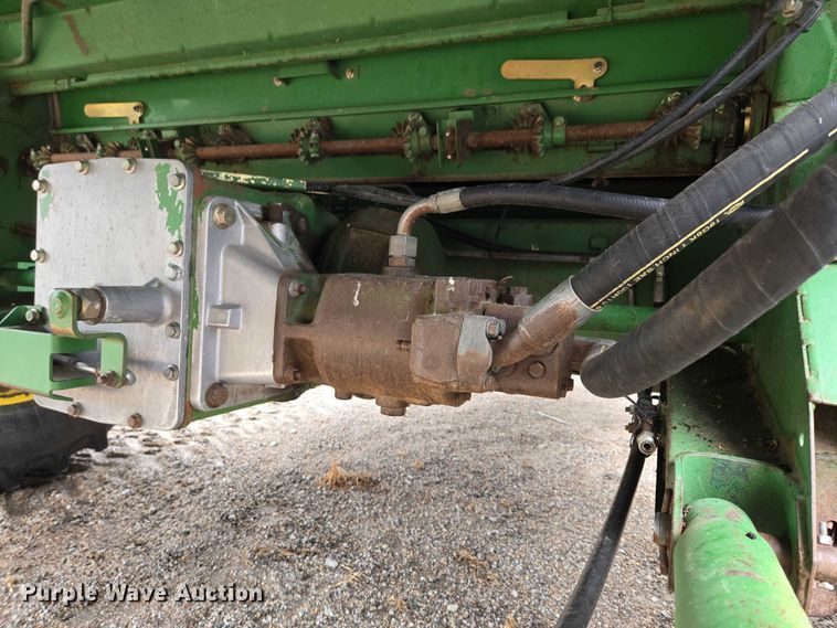 image for item DR3887 1998 John Deere 9610 Maximizer  RWA combine