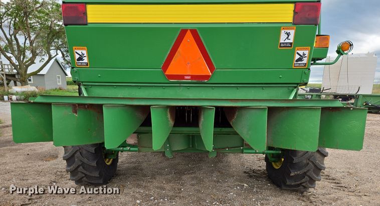 image for item DR3887 1998 John Deere 9610 Maximizer  RWA combine