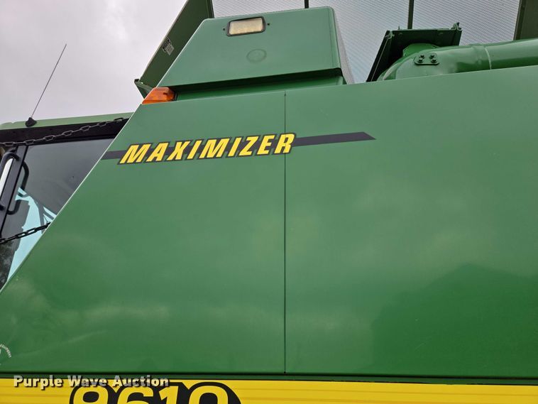 image for item DR3887 1998 John Deere 9610 Maximizer  RWA combine
