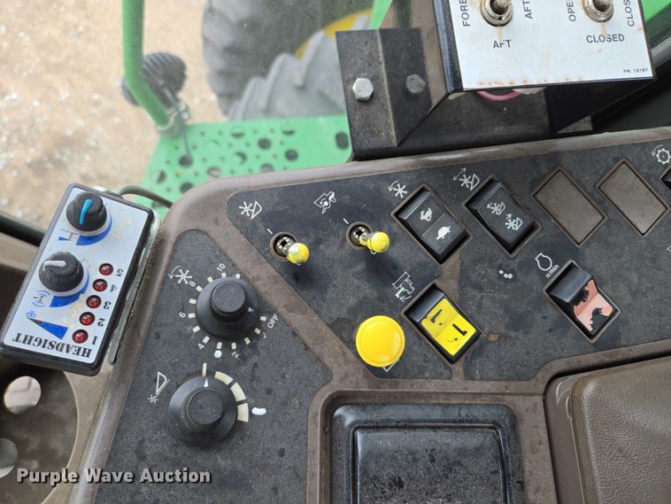 image for item DR3887 1998 John Deere 9610 Maximizer  RWA combine