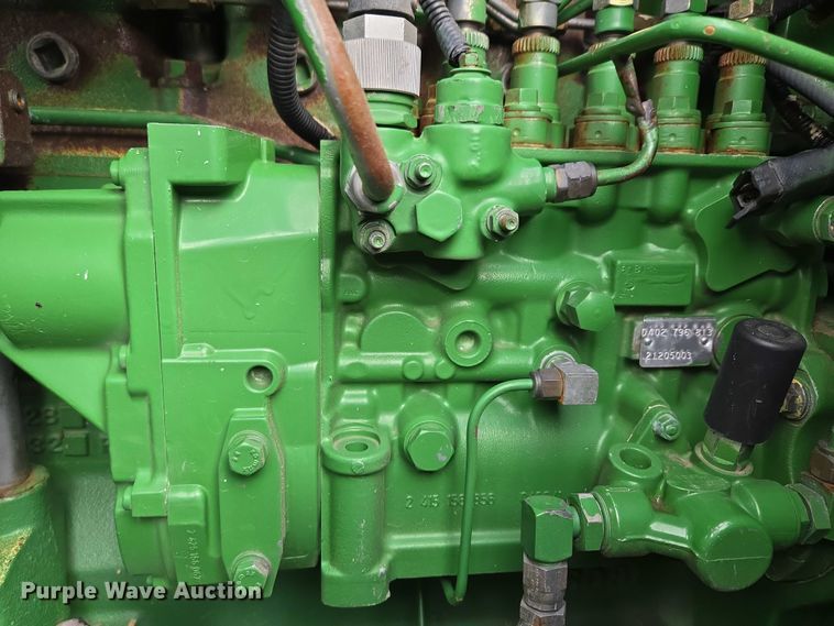 image for item DR3887 1998 John Deere 9610 Maximizer  RWA combine