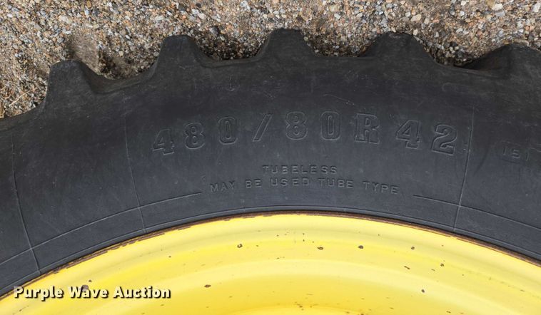 image for item DR3887 1998 John Deere 9610 Maximizer  RWA combine