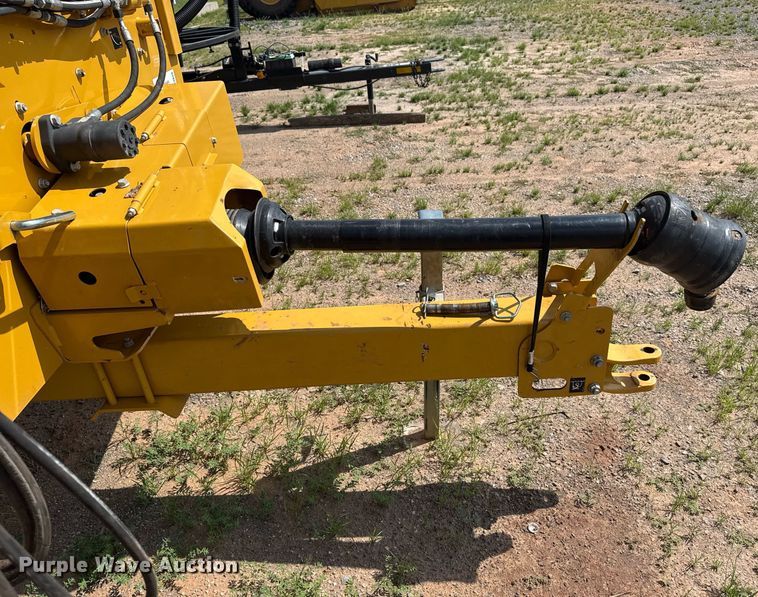 image for item DS3826 2022 Vermeer BPX9010 bale processor