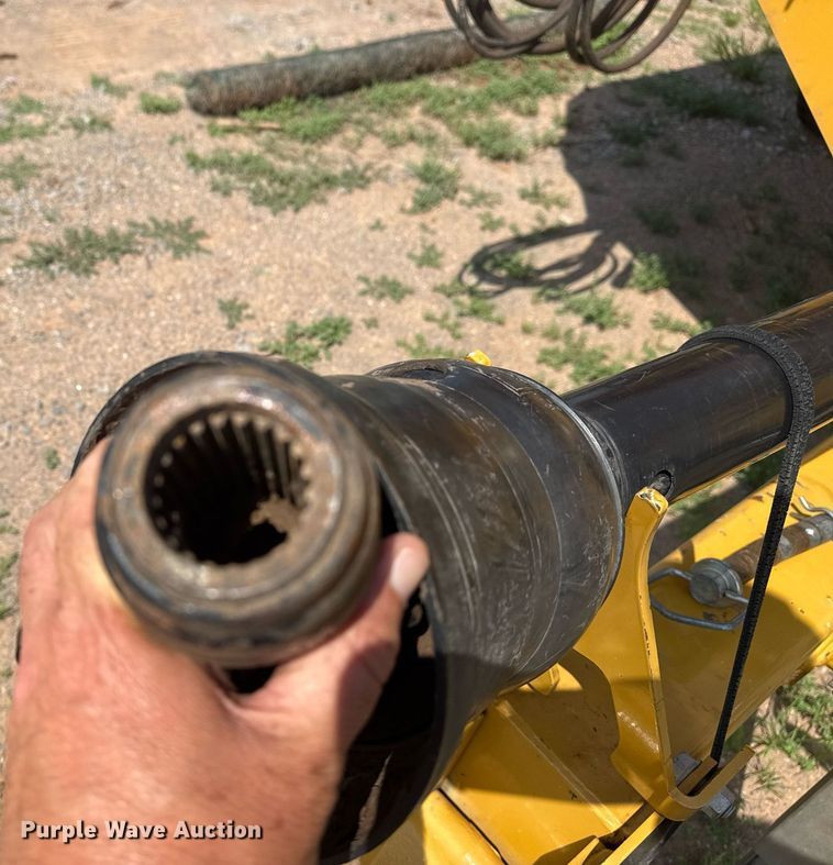 image for item DS3826 2022 Vermeer BPX9010 bale processor