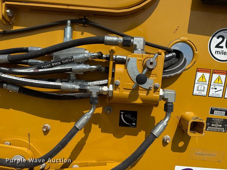 image for item DS3826 2022 Vermeer BPX9010 bale processor