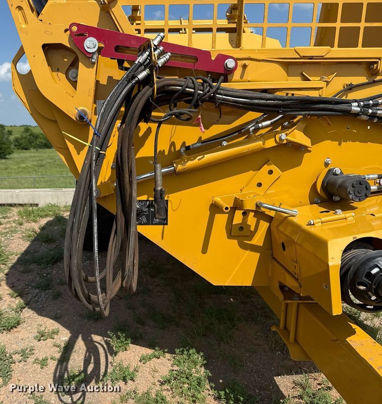 image for item DS3826 2022 Vermeer BPX9010 bale processor
