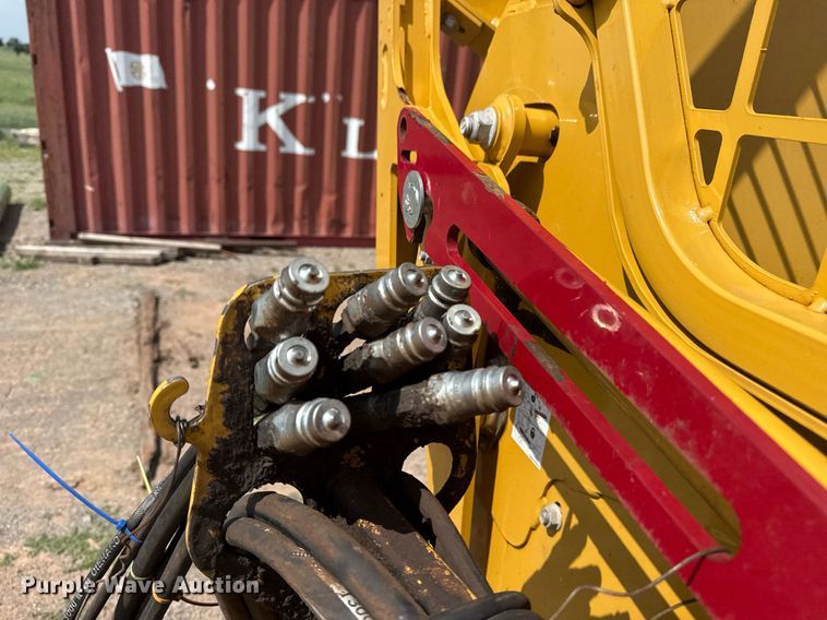 image for item DS3826 2022 Vermeer BPX9010 bale processor