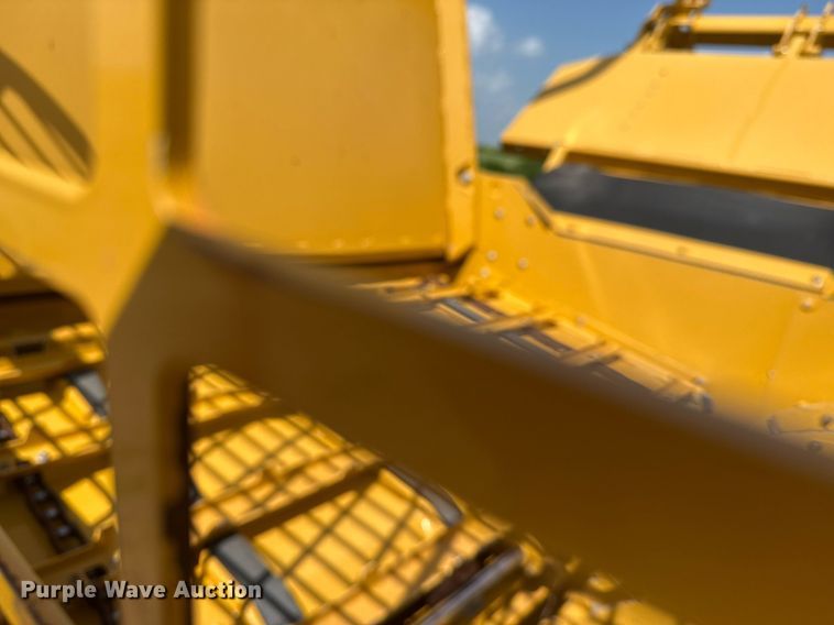 image for item DS3826 2022 Vermeer BPX9010 bale processor