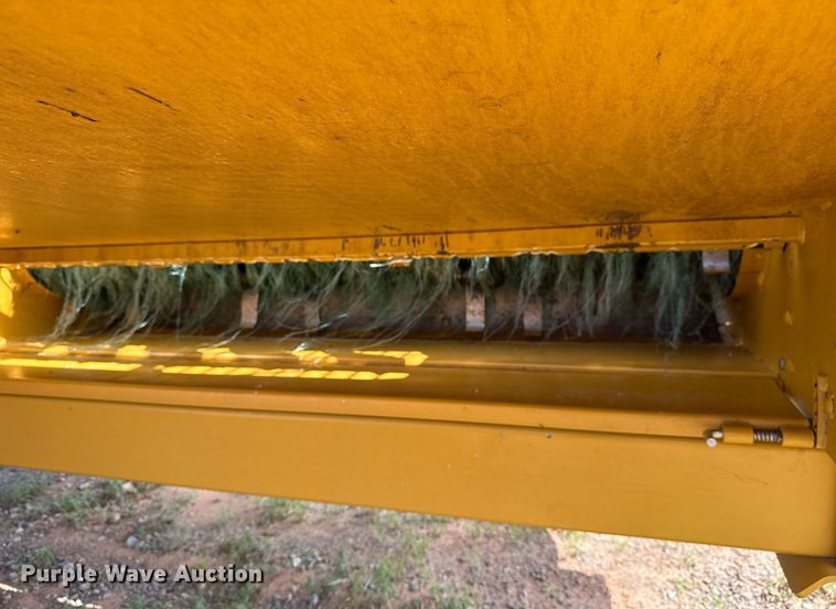 image for item DS3826 2022 Vermeer BPX9010 bale processor