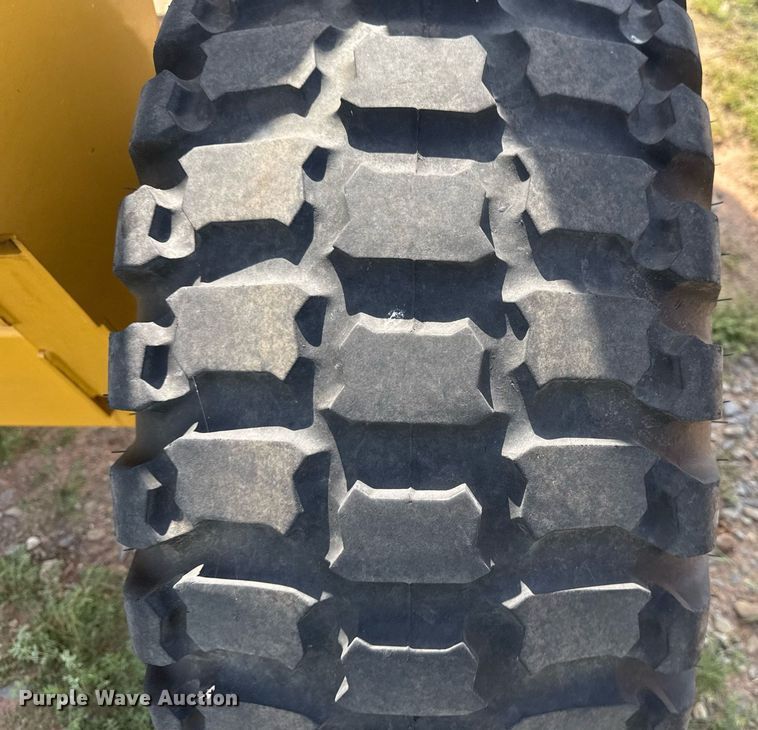 image for item DS3826 2022 Vermeer BPX9010 bale processor