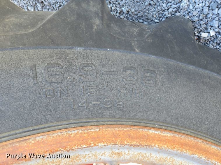 image for item DT4960 1968 International Harvester Farmall 856D tractor