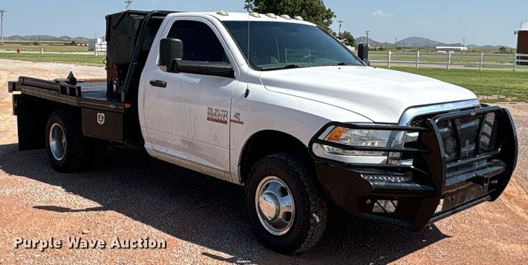 image for item DT6681 2018 Dodge Ram 3500 bale bed pickup truck