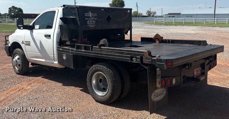 image for item DT6681 2018 Dodge Ram 3500 bale bed pickup truck