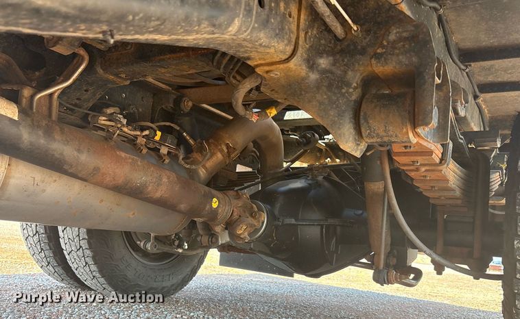 image for item DT6681 2018 Dodge Ram 3500 bale bed pickup truck