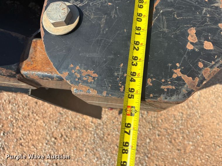 image for item DT6681 2018 Dodge Ram 3500 bale bed pickup truck