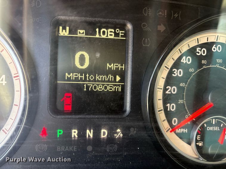 image for item DT6681 2018 Dodge Ram 3500 bale bed pickup truck