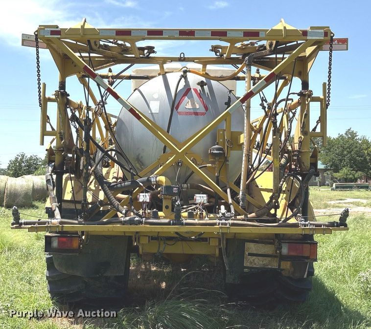 image for item DT6685 2005 Ag-Chemical Terra-gator 8104 sprayer