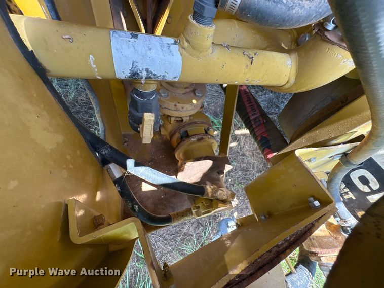 image for item DT6685 2005 Ag-Chemical Terra-gator 8104 sprayer