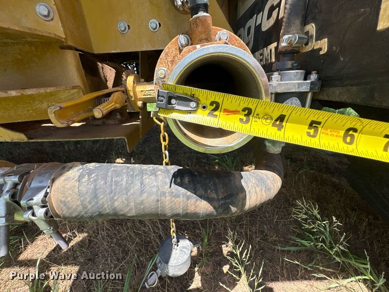 image for item DT6685 2005 Ag-Chemical Terra-gator 8104 sprayer