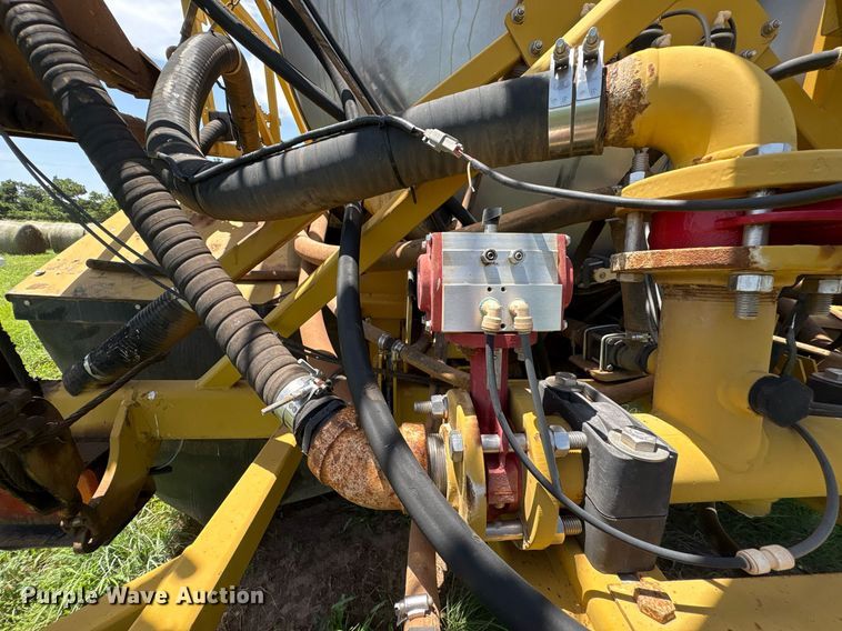 image for item DT6685 2005 Ag-Chemical Terra-gator 8104 sprayer