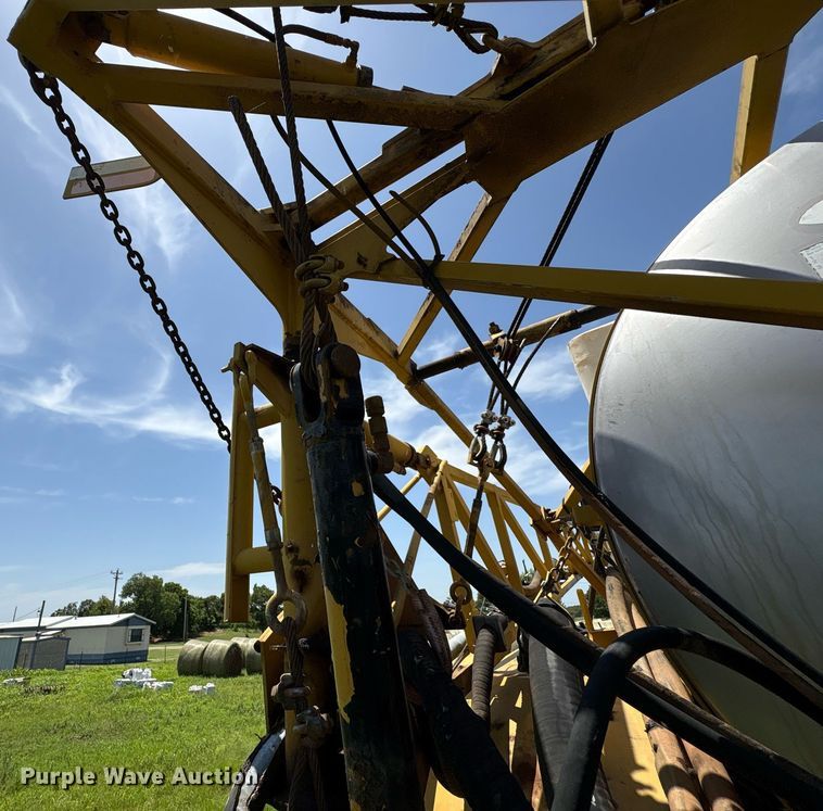 image for item DT6685 2005 Ag-Chemical Terra-gator 8104 sprayer
