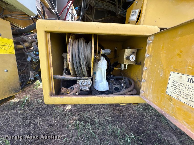 image for item DT6685 2005 Ag-Chemical Terra-gator 8104 sprayer