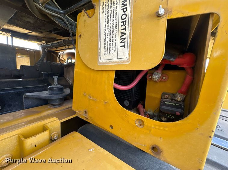 image for item DT6685 2005 Ag-Chemical Terra-gator 8104 sprayer