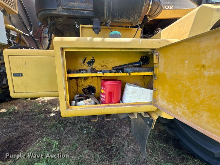 image for item DT6685 2005 Ag-Chemical Terra-gator 8104 sprayer